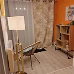 Apartmán Mimilou Eleuthera 300 M Centre Naturiste